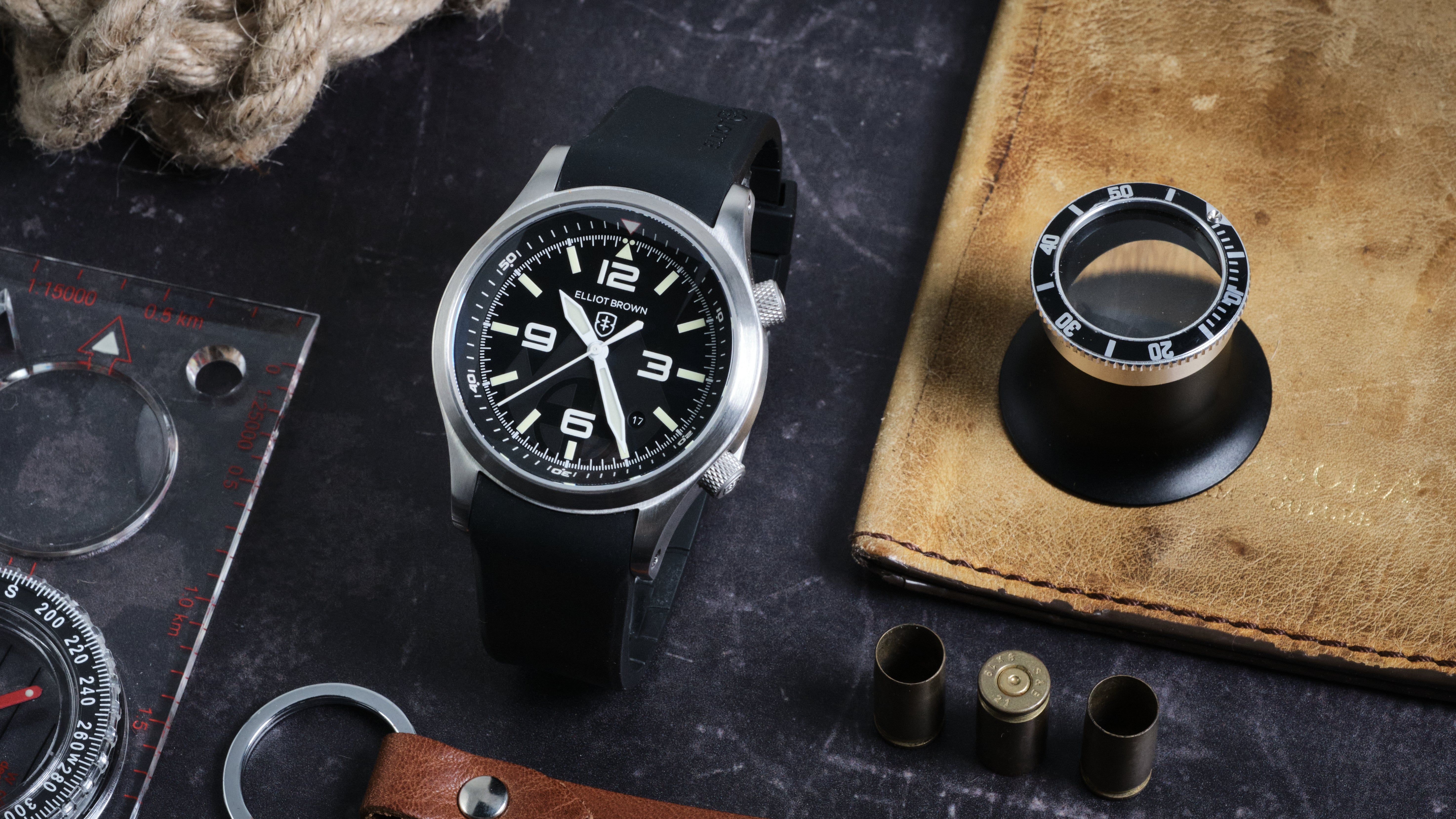 Elliot Brown Canford Mountain Rescue Edition Review | WatchGecko