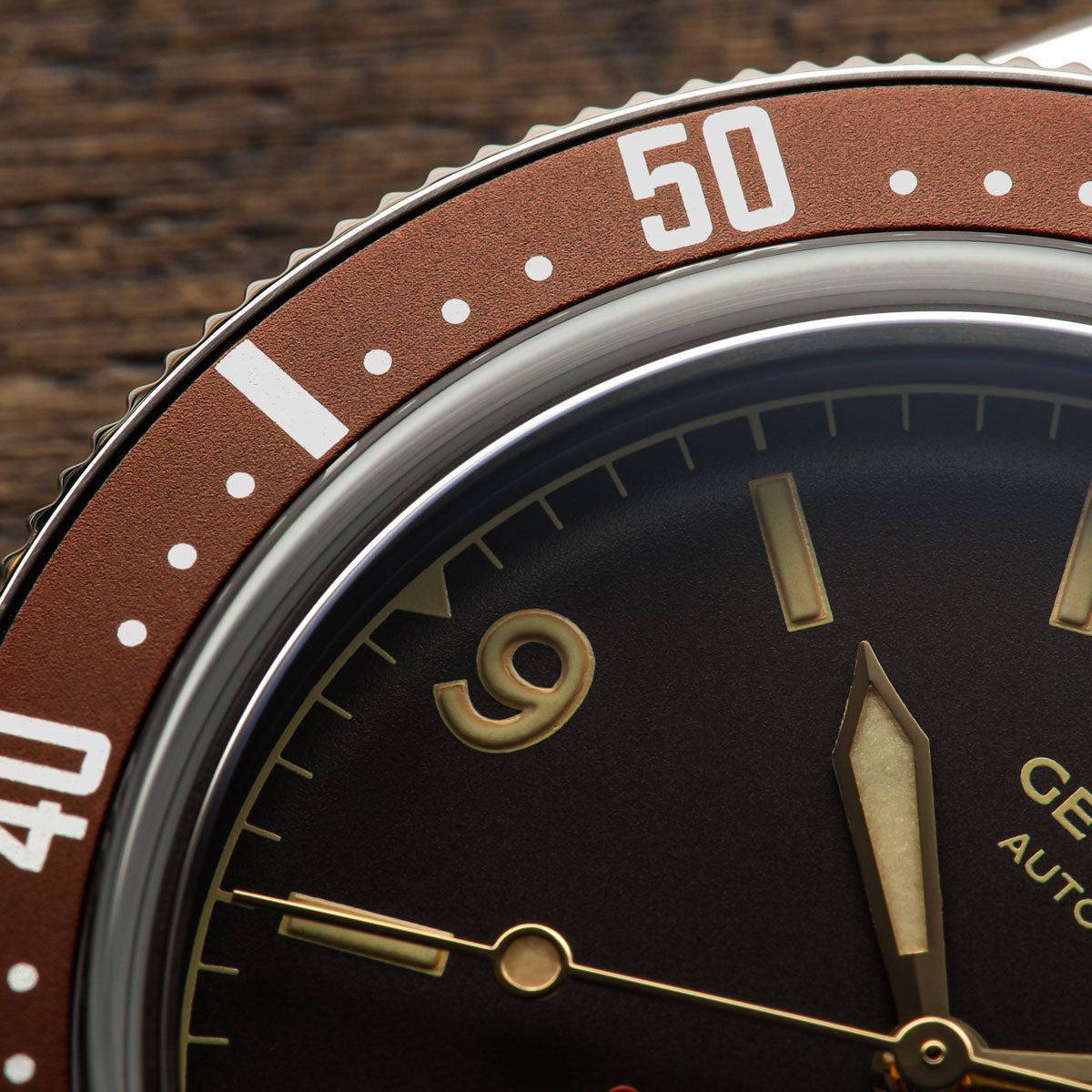 Ocean-Scout Dive Watch Sienna Brown LIKE NEW