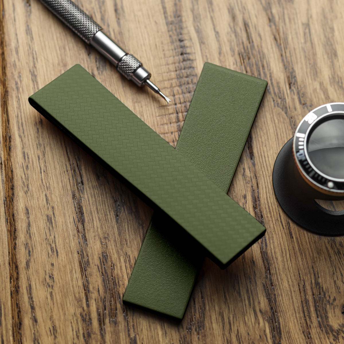 WatchGecko 400 Italian Rubber Strap 2 Additional Parts - Military Green