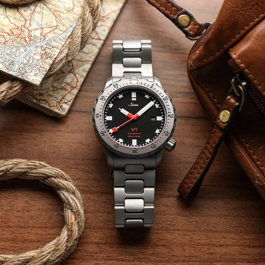 Sinn U1 Automatic Divers Watch - Black Dial - Solid Bracelet