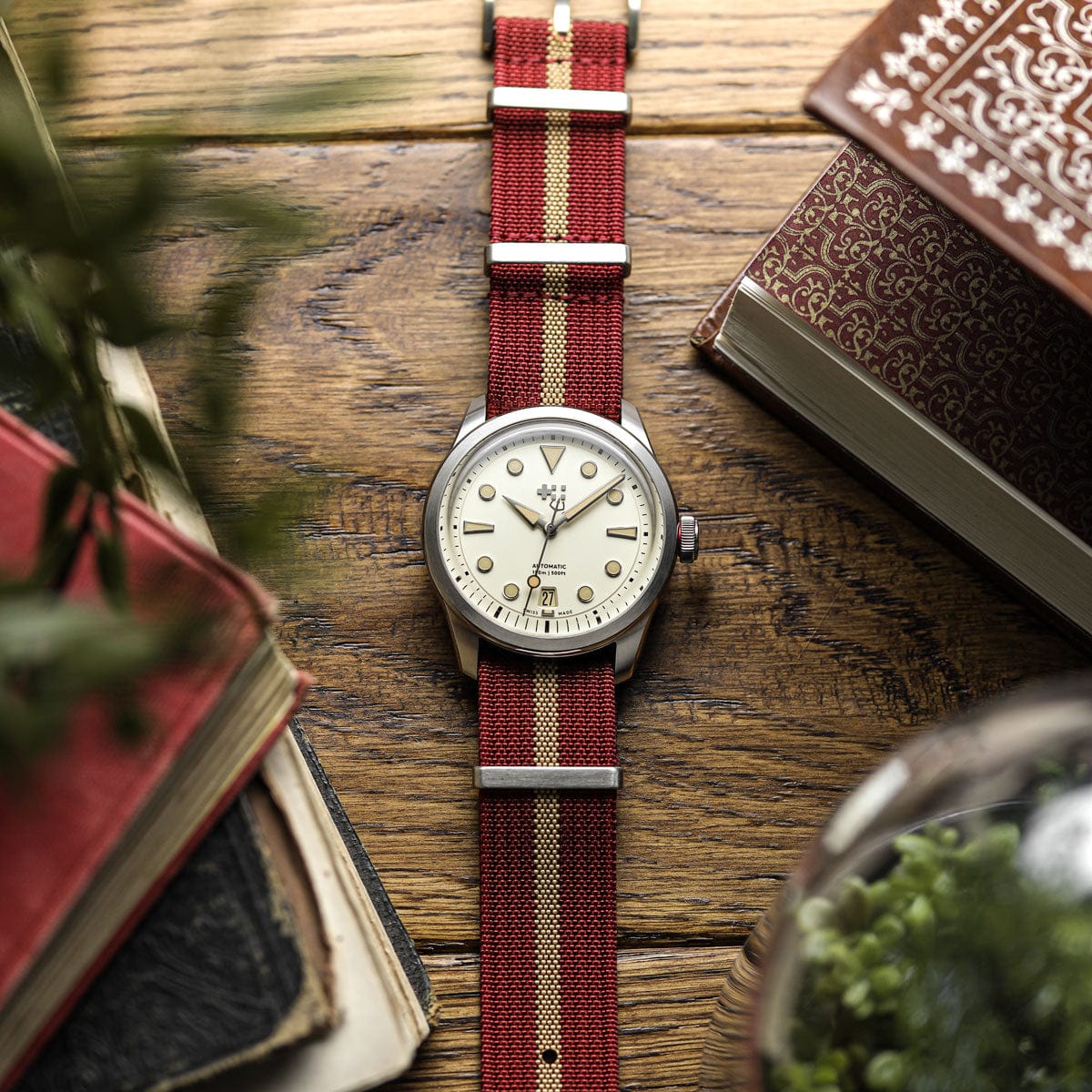 WatchGecko Ridge Military Nylon Watch Strap - Burgundy Red / Beige Stripe