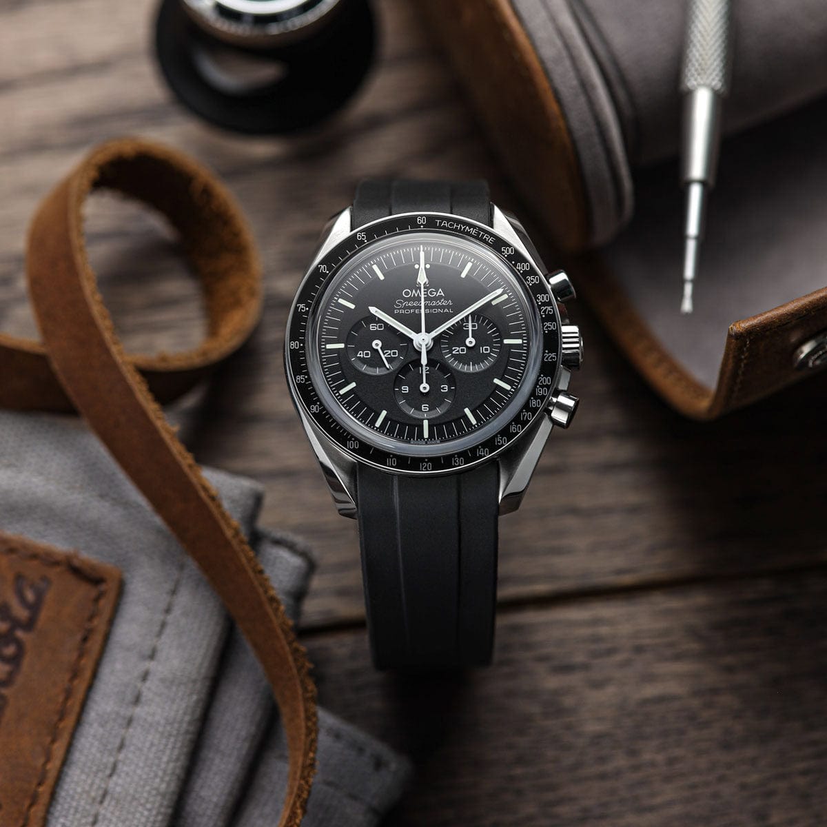 ZULUDIVER Kingsand Curved End Rubber Watch Strap (MKII)