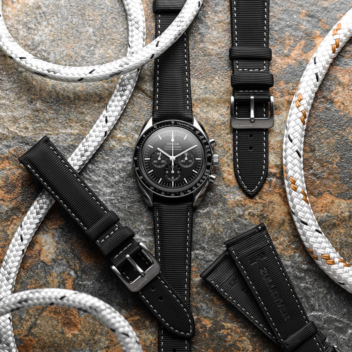 ZULUDIVER Mayday Sailcloth Padded Divers Watch Strap - Off White Stitching