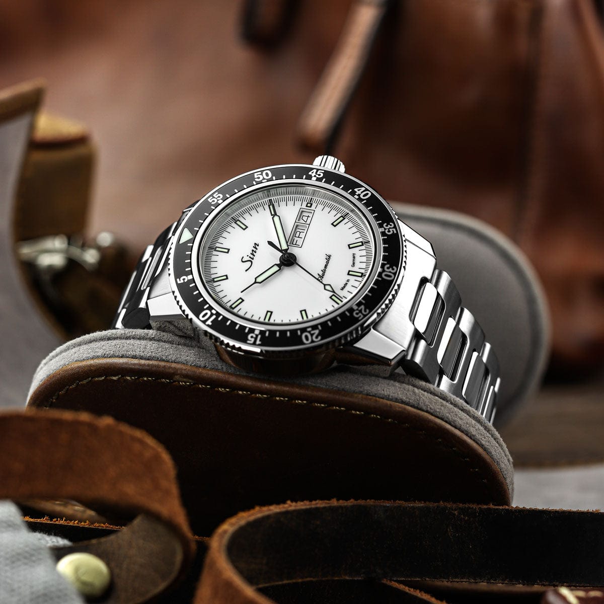 104 St Sa I Automatic Sports Watch - White Dial - Solid Bracelet - NEARLY NEW