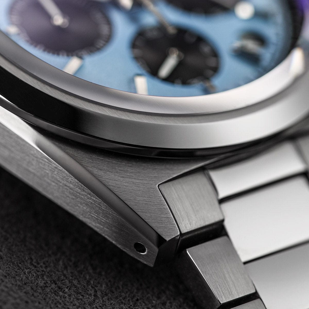 FORZO 406A EnduraTimer Chronograph with Light Blue Dial Macro 004