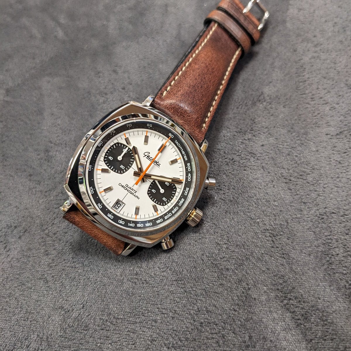 Geckota Chronotimer Chronograph Watch Racing Panda Dial - NEARLY NEW