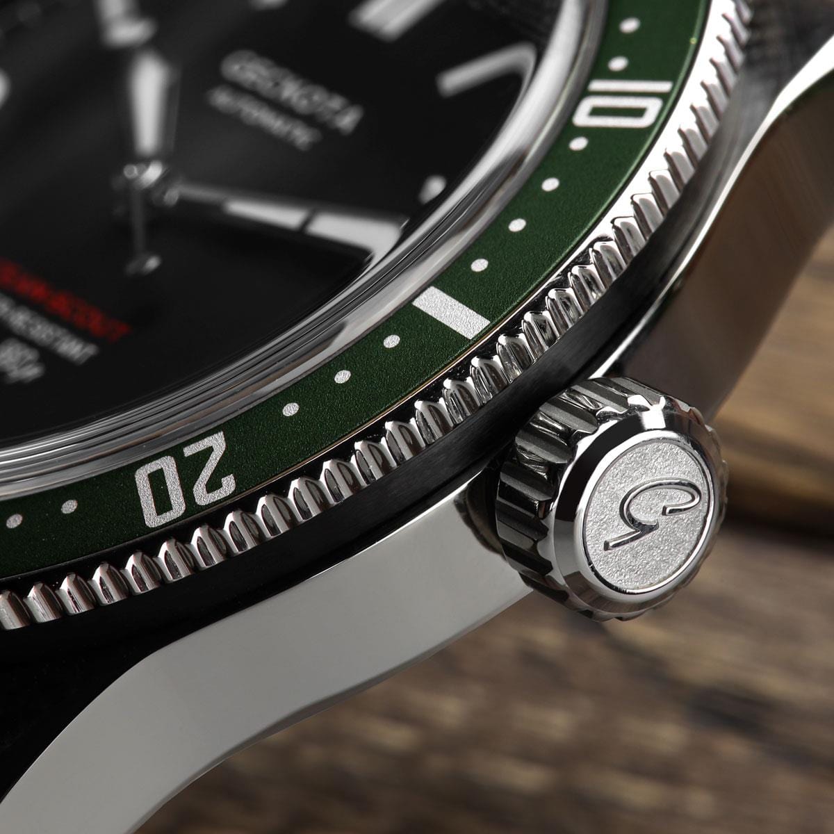 Geckota Ocean-Scout Dive Watch - Emerald Green - Berwick Stainless Steel Strap
