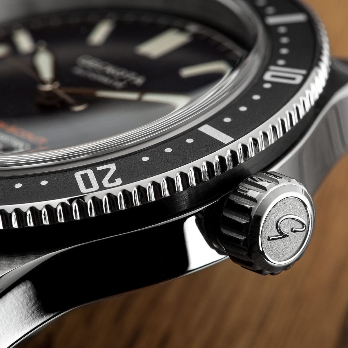 Geckota Ocean-Scout Dive Watch - Raven Black - Berwick Stainless Steel Strap
