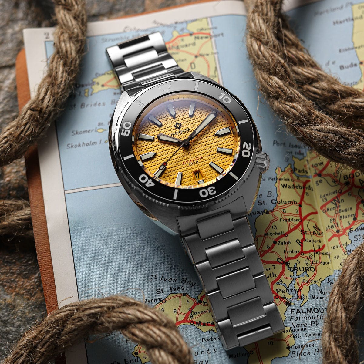 Nodus Avalon II Automatic Dive Watch - Coral Yellow - NEARLY NEW