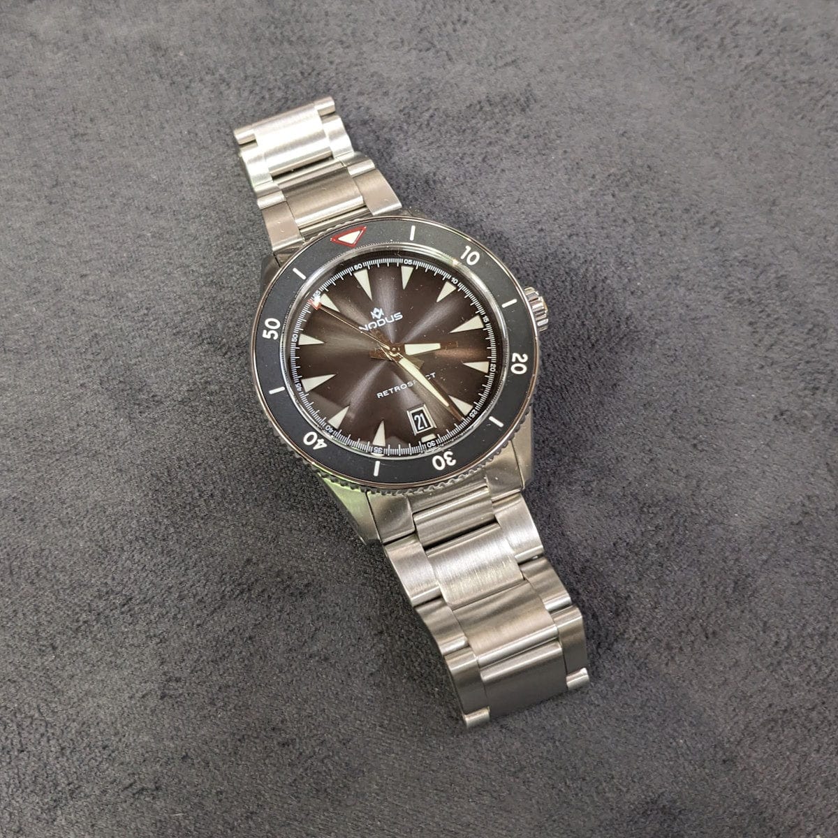 Nodus Retrospect III Automatic Dive Watch - Cosmic Grey - NEARLY NEW