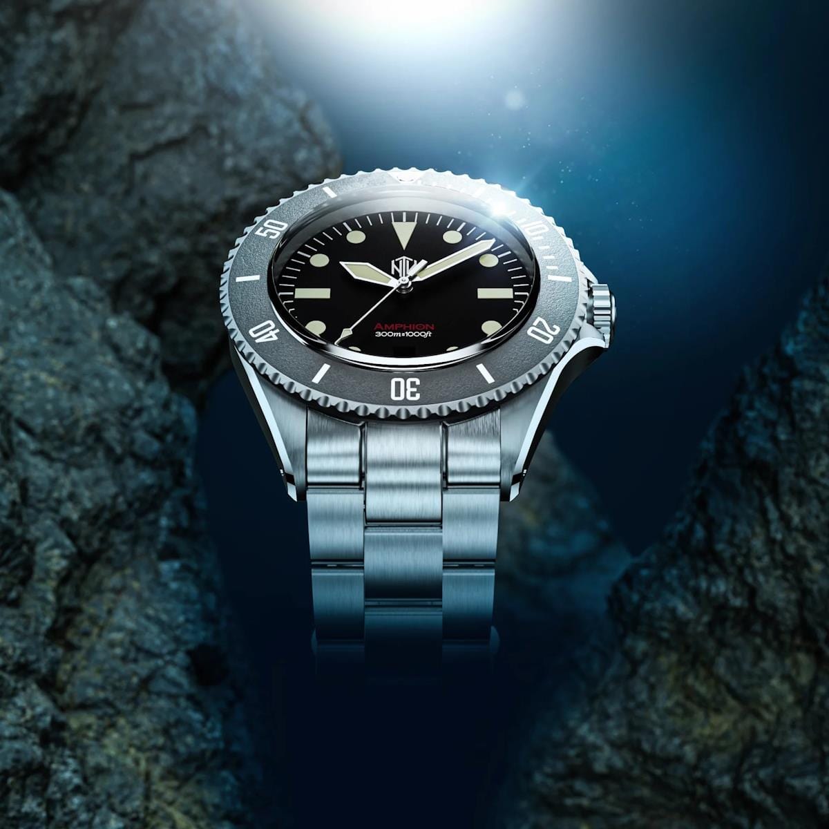 NTH Amphion Commando No Date - 3 Link Bracelet