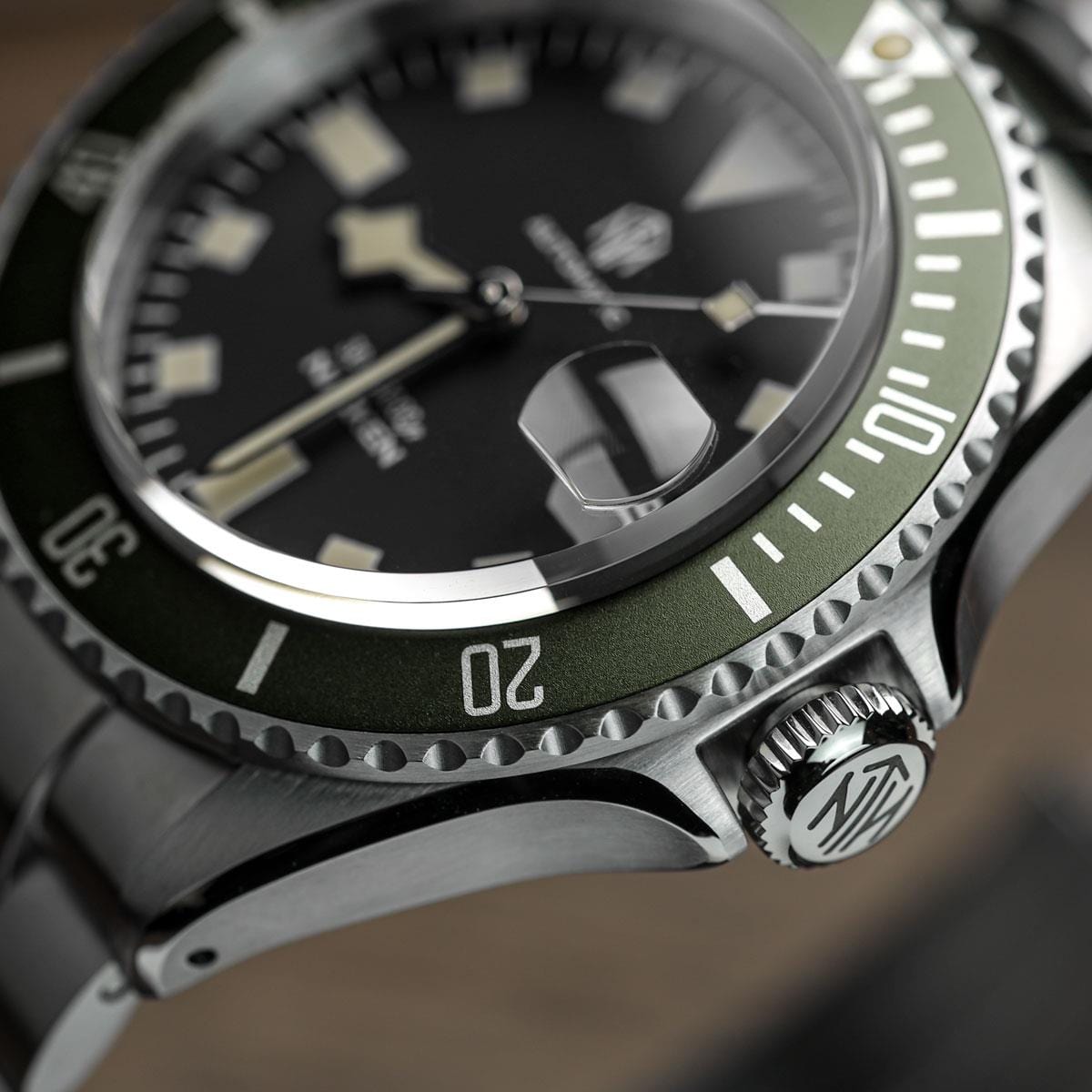 NTH Näcken Dive Watch - Reef Green - Ridge Nylon - WatchGecko Exclusive