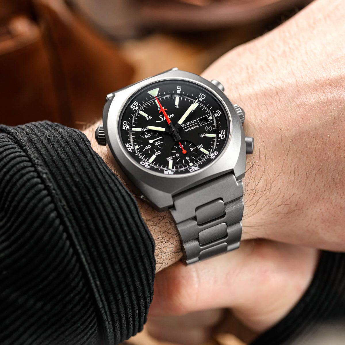 Sinn 140 St Space Chronograph Watch Black Dial Solid Bracelet LIKE NEW