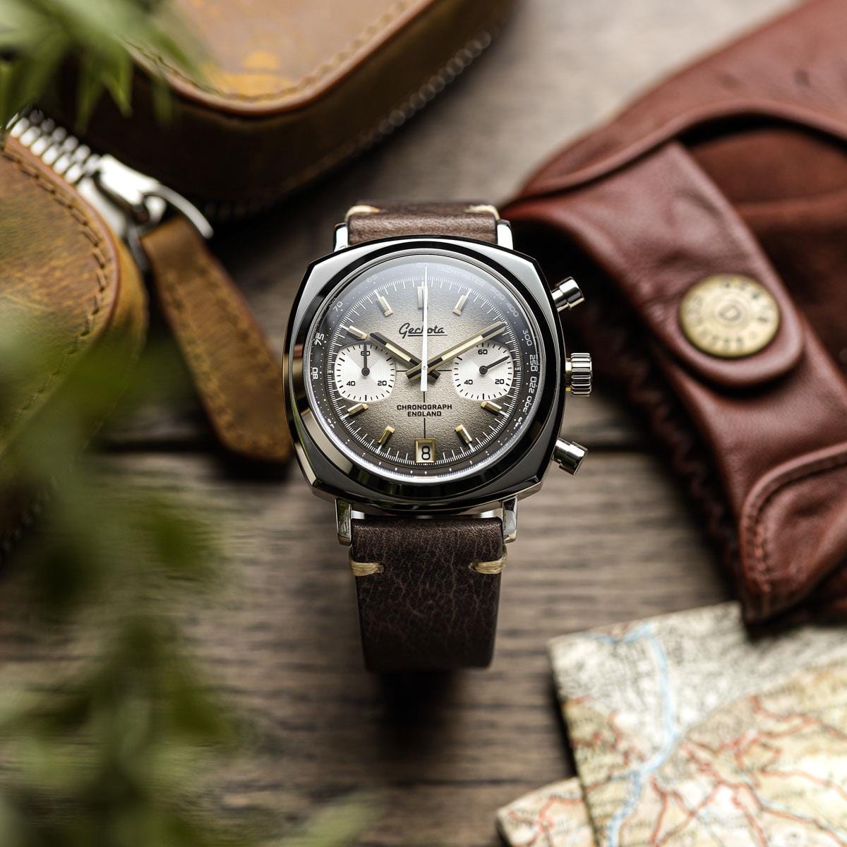 Geckota Chronotimer Chronograph Watch Brown Fumé Dial