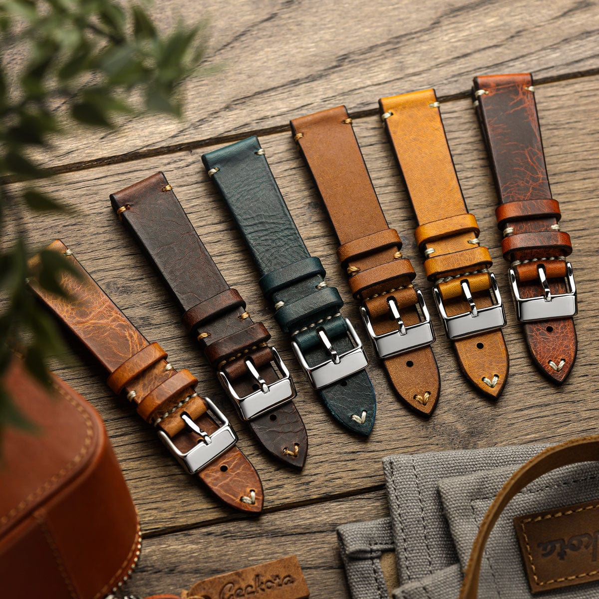 WatchGecko Lansdown Handmade Leather Watch Strap - Reddish Brown