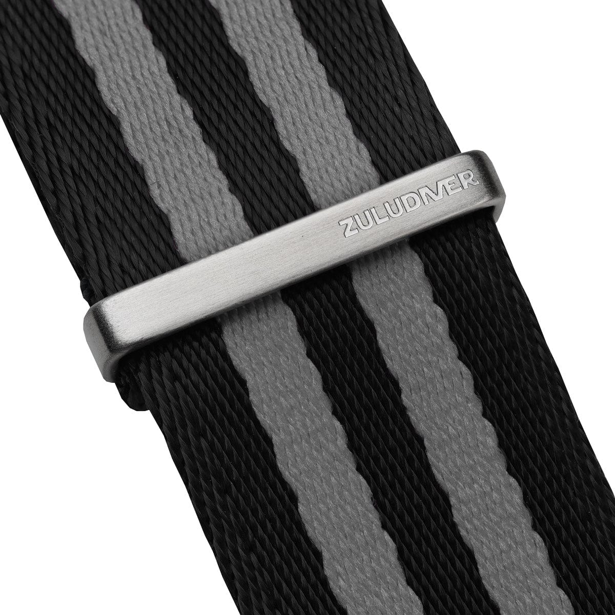 ZULUDIVER 1973 British Military Watch Strap: ARMOURED RECON - Classic Bond, Satin