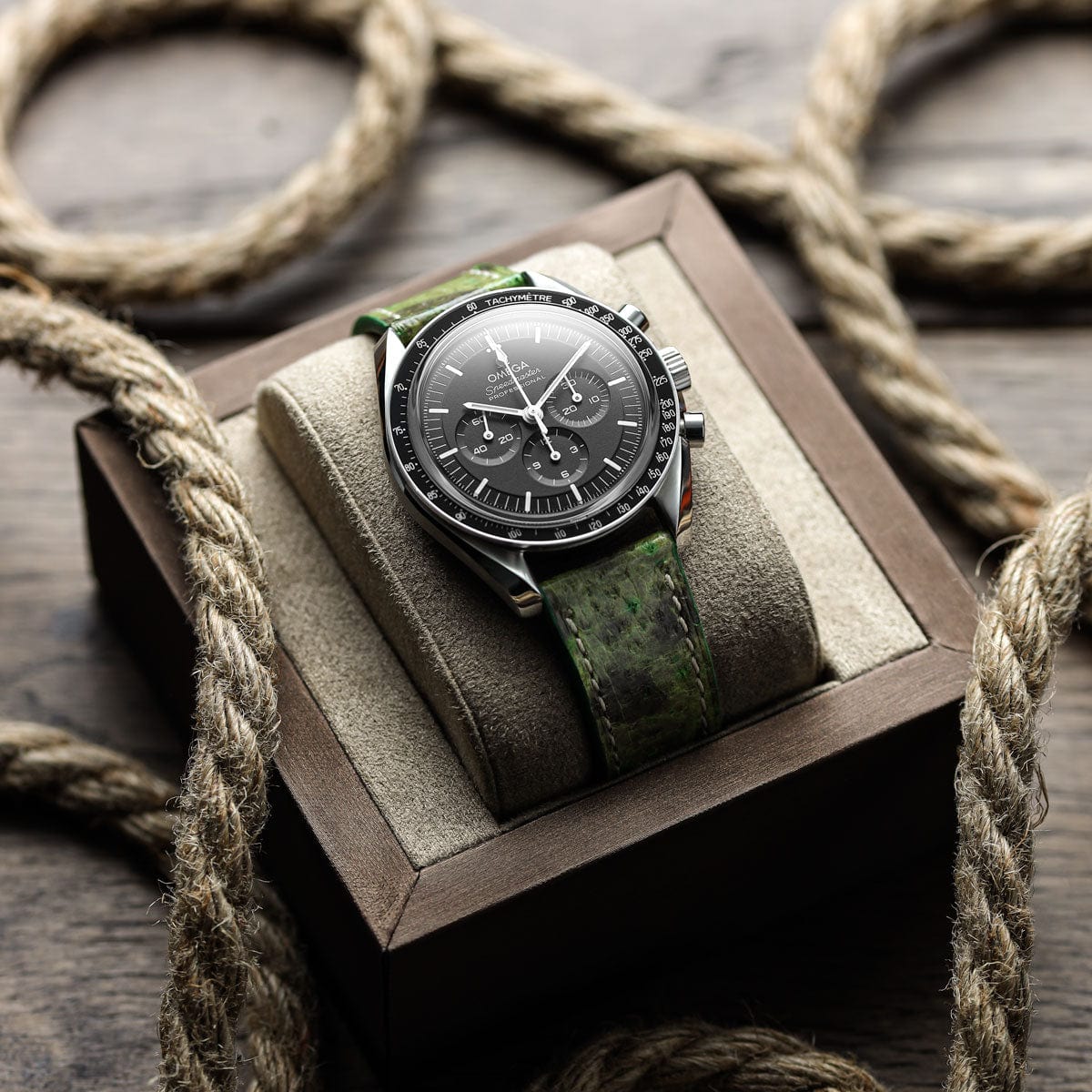 Sea Wolf Flat Leather Watch Strap - Ocean Green