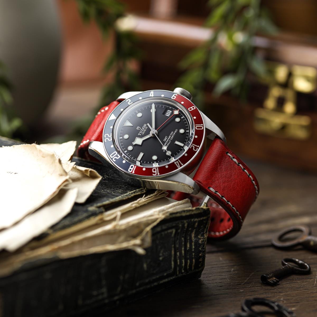 WatchGecko Hatherley Handmade Leather Watch Strap - Papavero Red