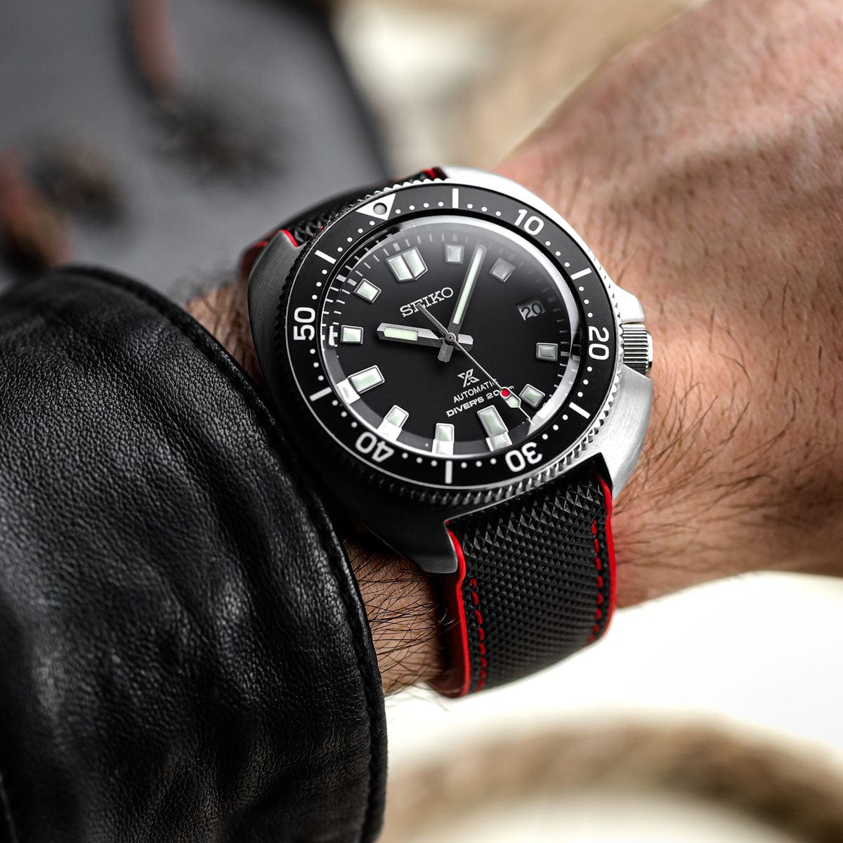 ZULUDIVER Anvil FKM Rubber Watch Strap - Black