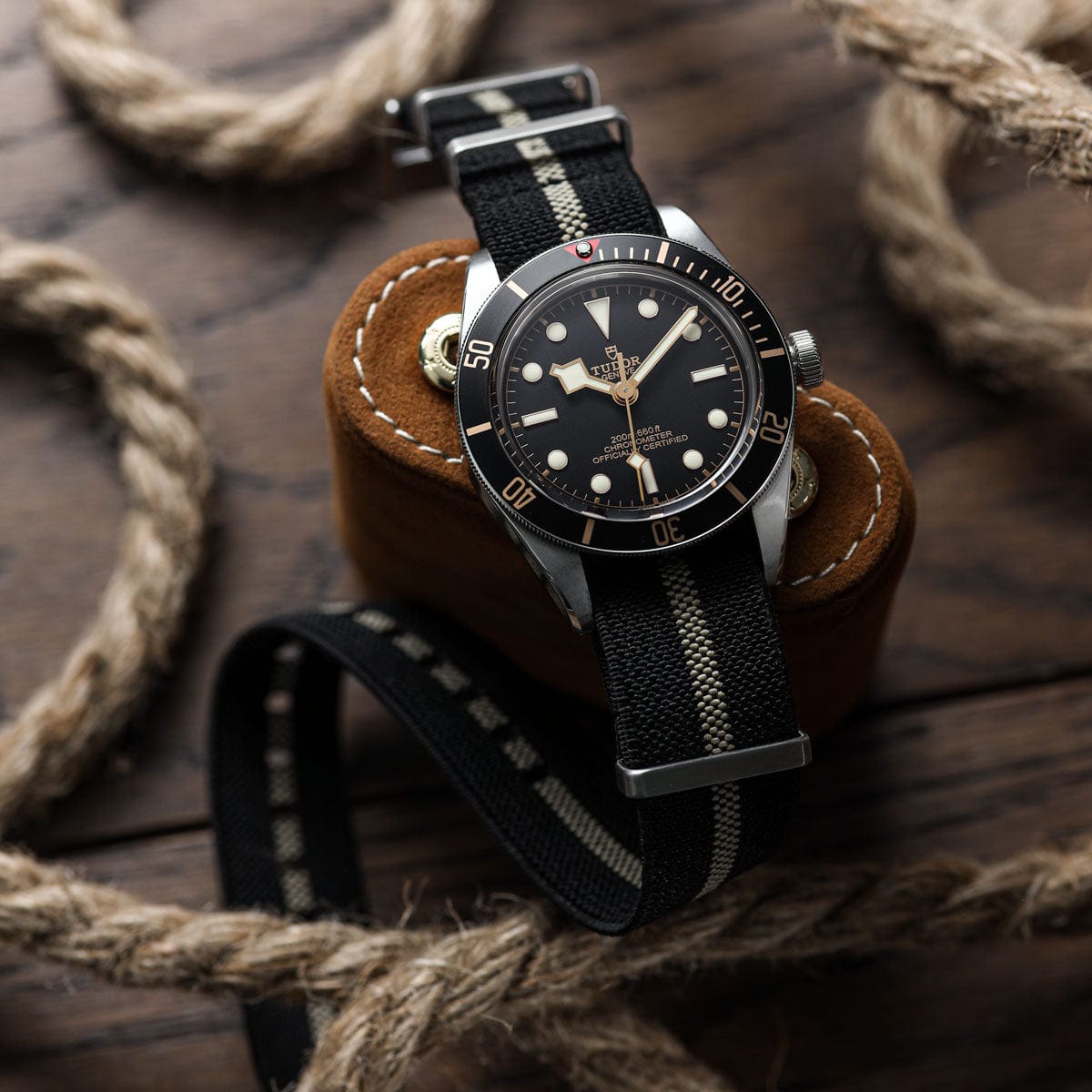 ZULUDIVER 1973 British Military Watch Strap: AIRBORNE Elastic - Black & Gold