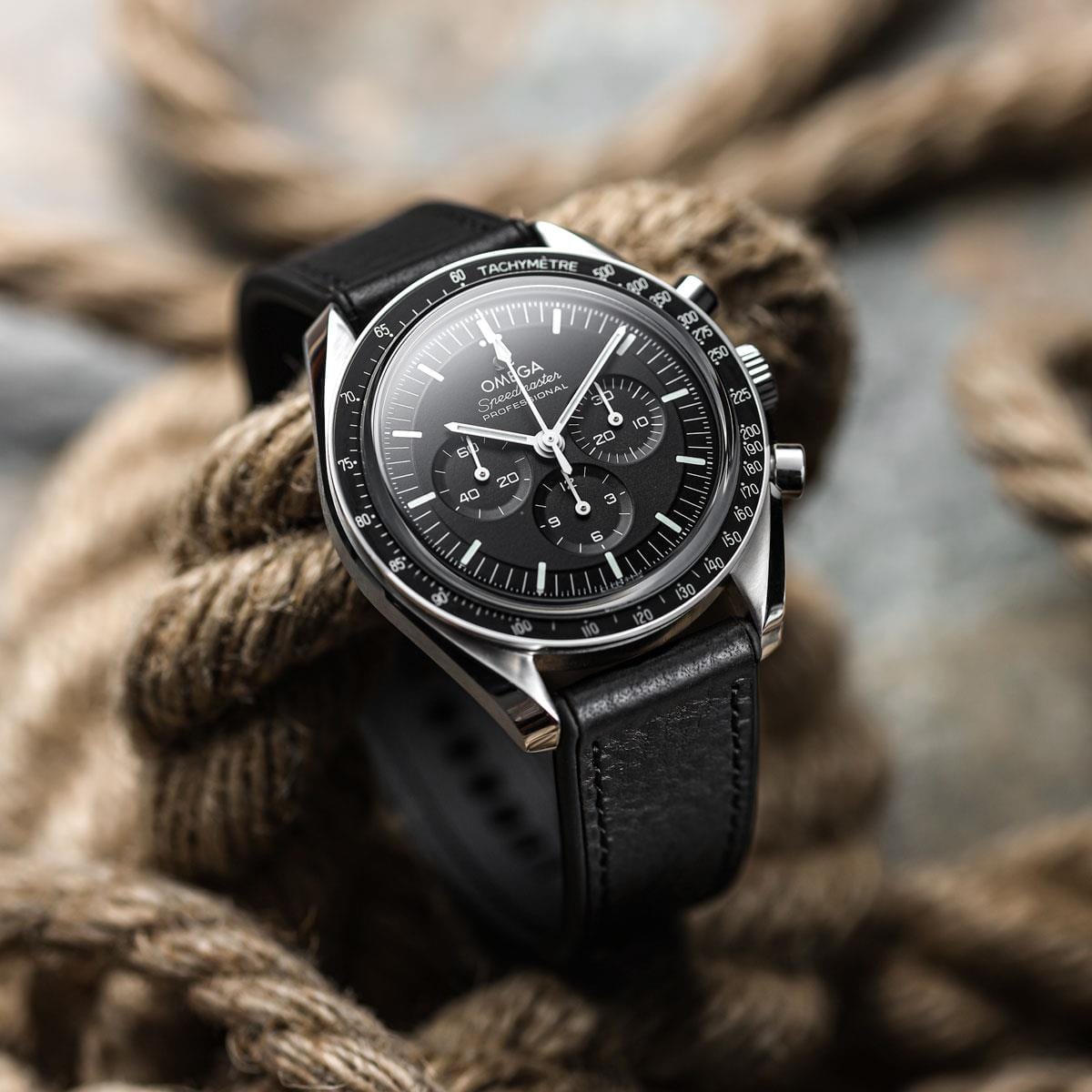 ZULUDIVER Endurance Rubber Watch Strap Brushed Buckle - Marianas Black