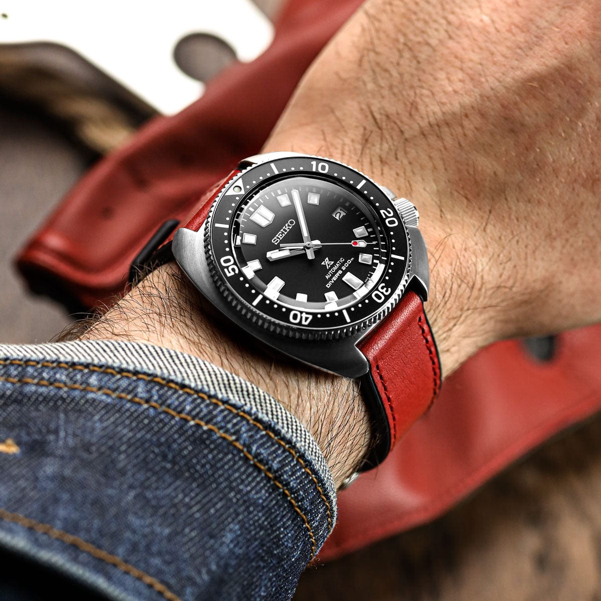 ZULUDIVER Endurance Rubber Watch Strap Brushed Buckle - Marianas Black