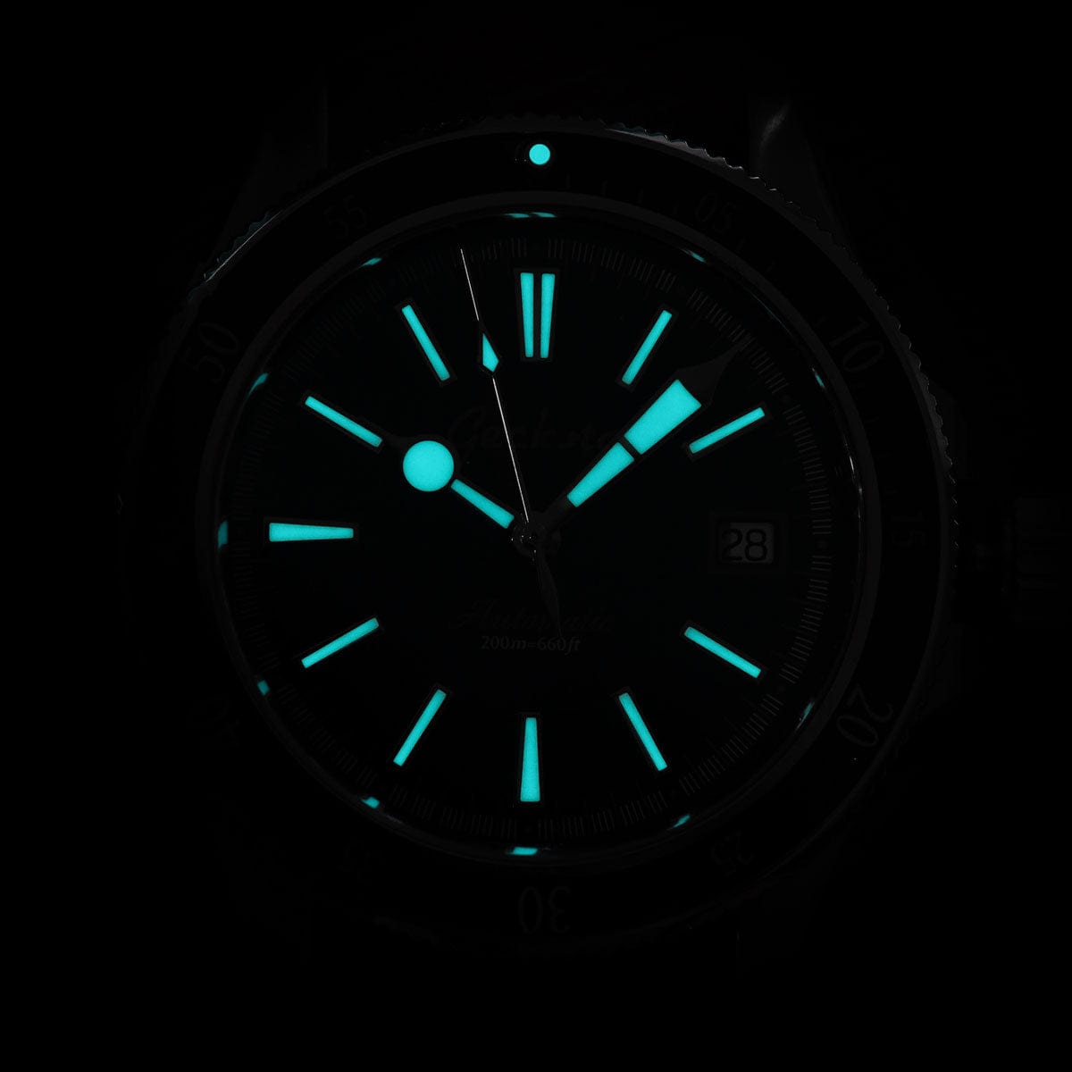 Geckota Sea Hunter Automatic Diver's Watch Green Bezel LIKE NEW