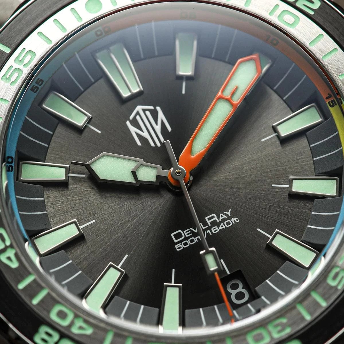 NTH DevilRay Automatic Dive Watch - Date - Black