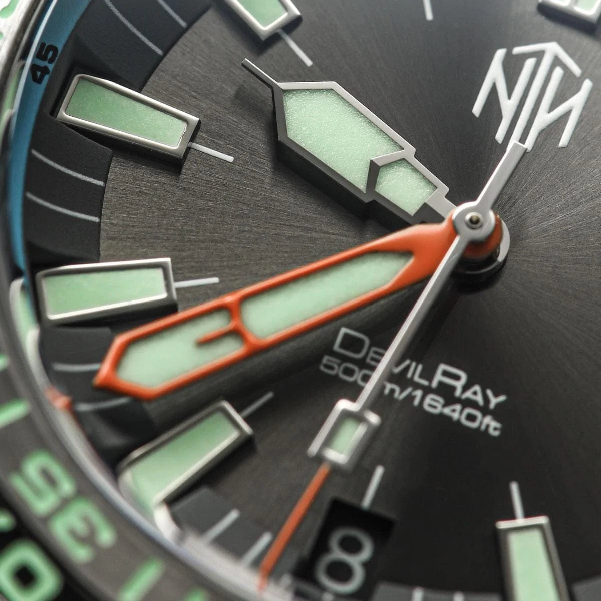 NTH DevilRay Automatic Dive Watch - Date - Black