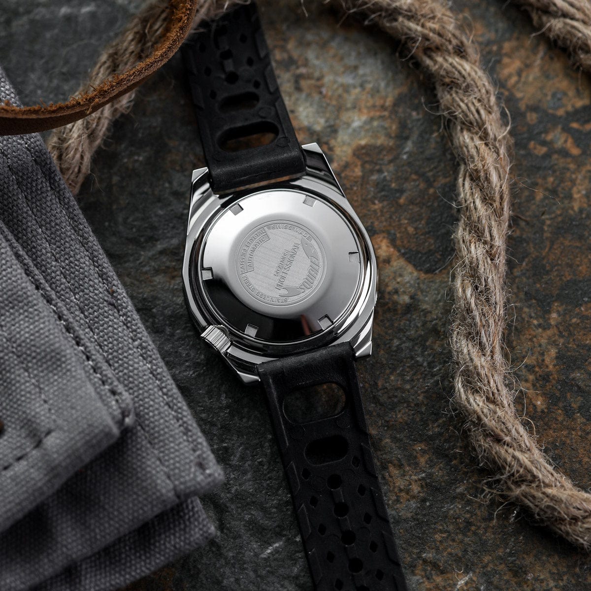 Squale 1521 Swiss Made Divers Watch - Ocean Blue Polished Case