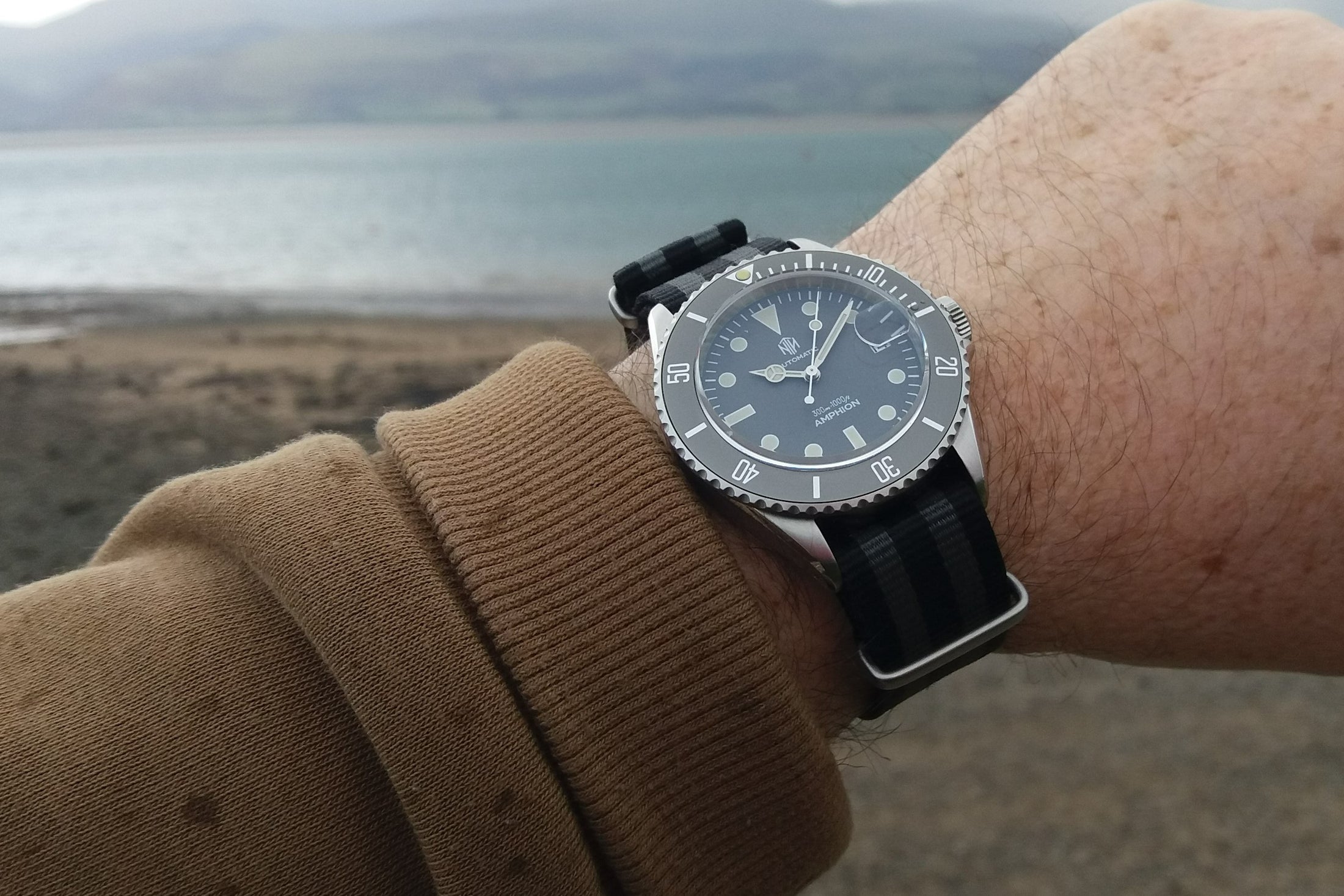 Owner’s Review: The NTH Amphion Vintage Sub in Anchor Grey | WatchGecko