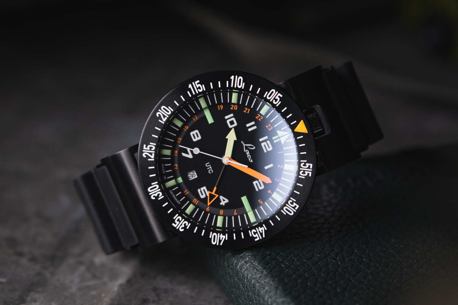 Laco Atacama Quarz UTC Equipped For Every Situation WatchGecko laco-atacama-quarz-utc-equipped-for-every-situation-watchgecko