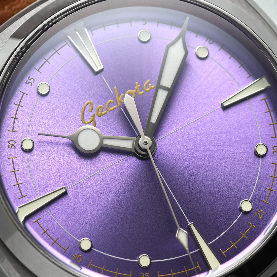 Charlotte's Top 5 Purple Watch Dials