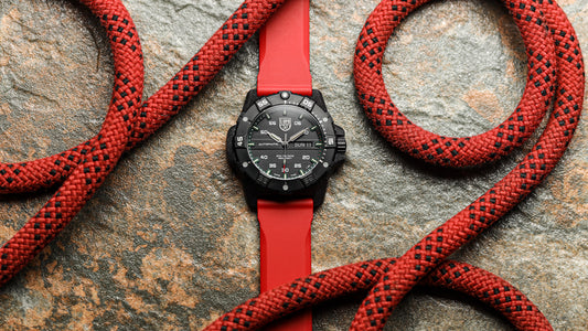 Luminox Master Carbon Automatic Strap Showcase