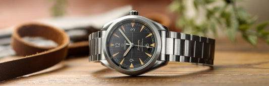 James Bond Swatch '2Q' | WatchGecko