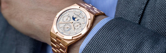The 2019 Vacheron Constantin Overseas Perpetual Calendar Ultra-Thin Blue Dial + Gold Bracelet : SIHH 2019
