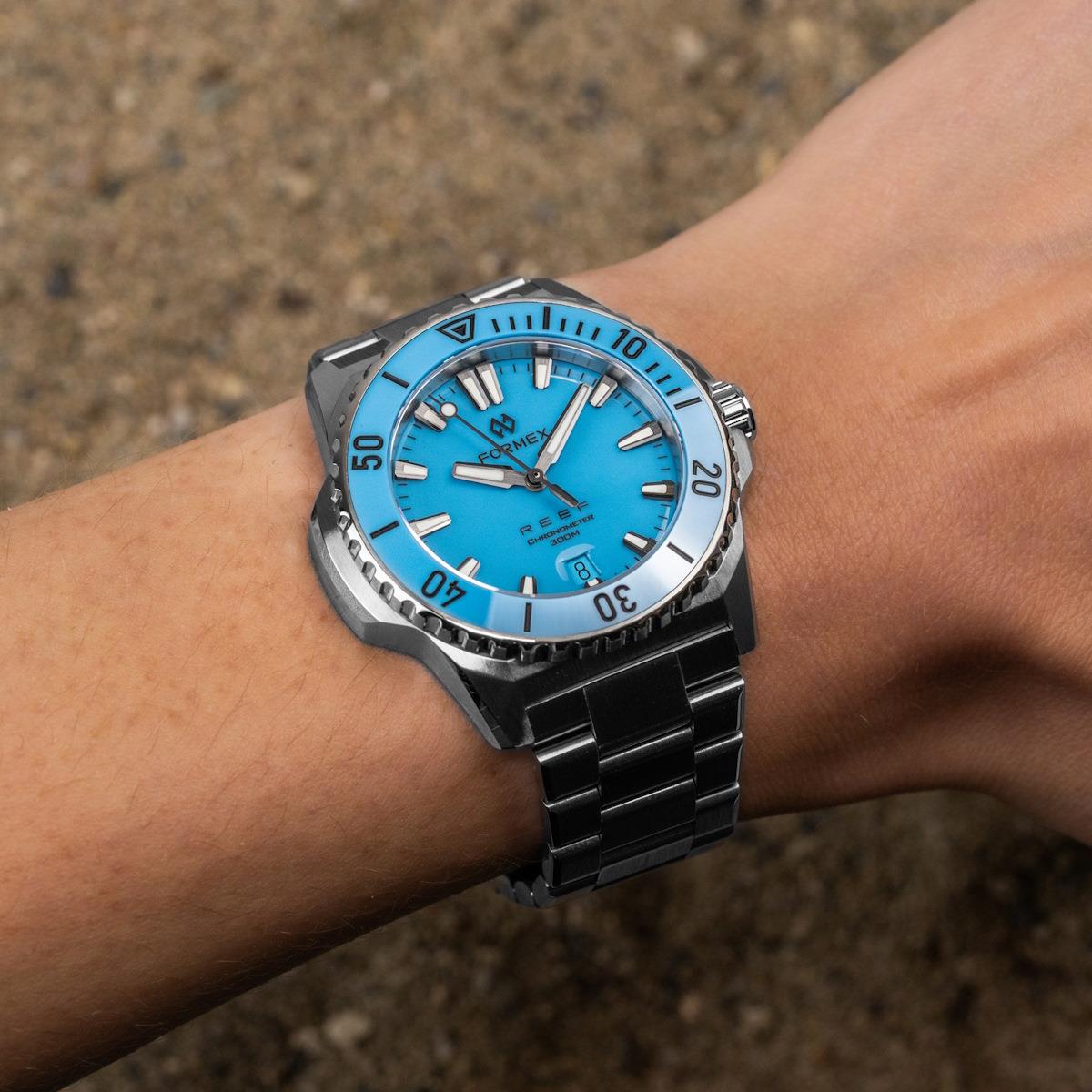 Formex Reef 39.5 Bahama Blue worn on the wrist