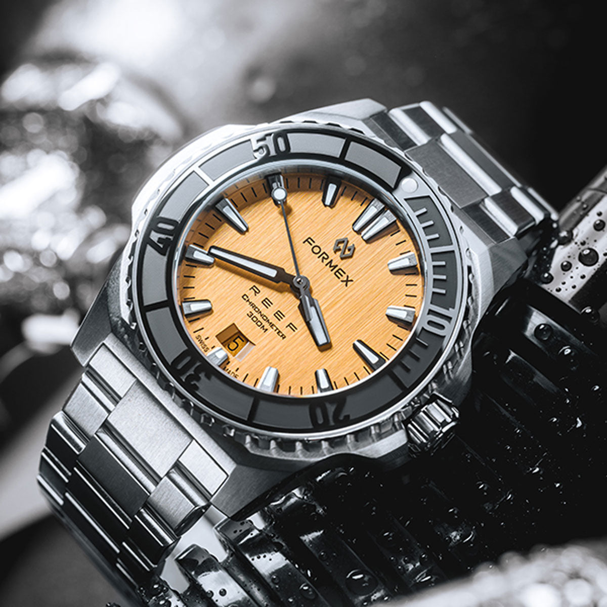 FORMEX REEF Radiant Bronze COSC 300M - Steel Bracelet