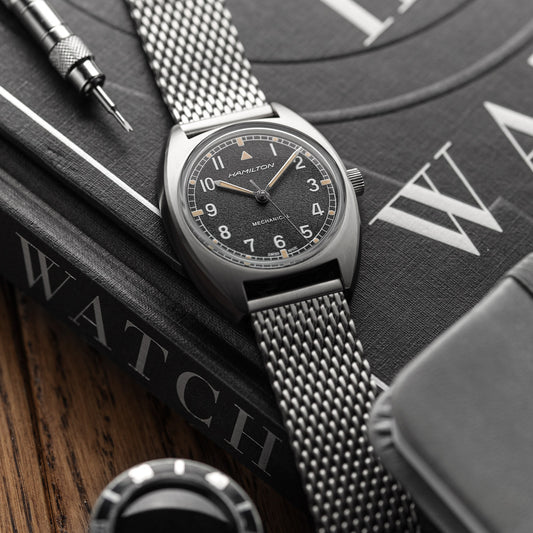 Classic Style Stainless Steel Milanese Mesh Watch Strap - Satin - New/Old Stock