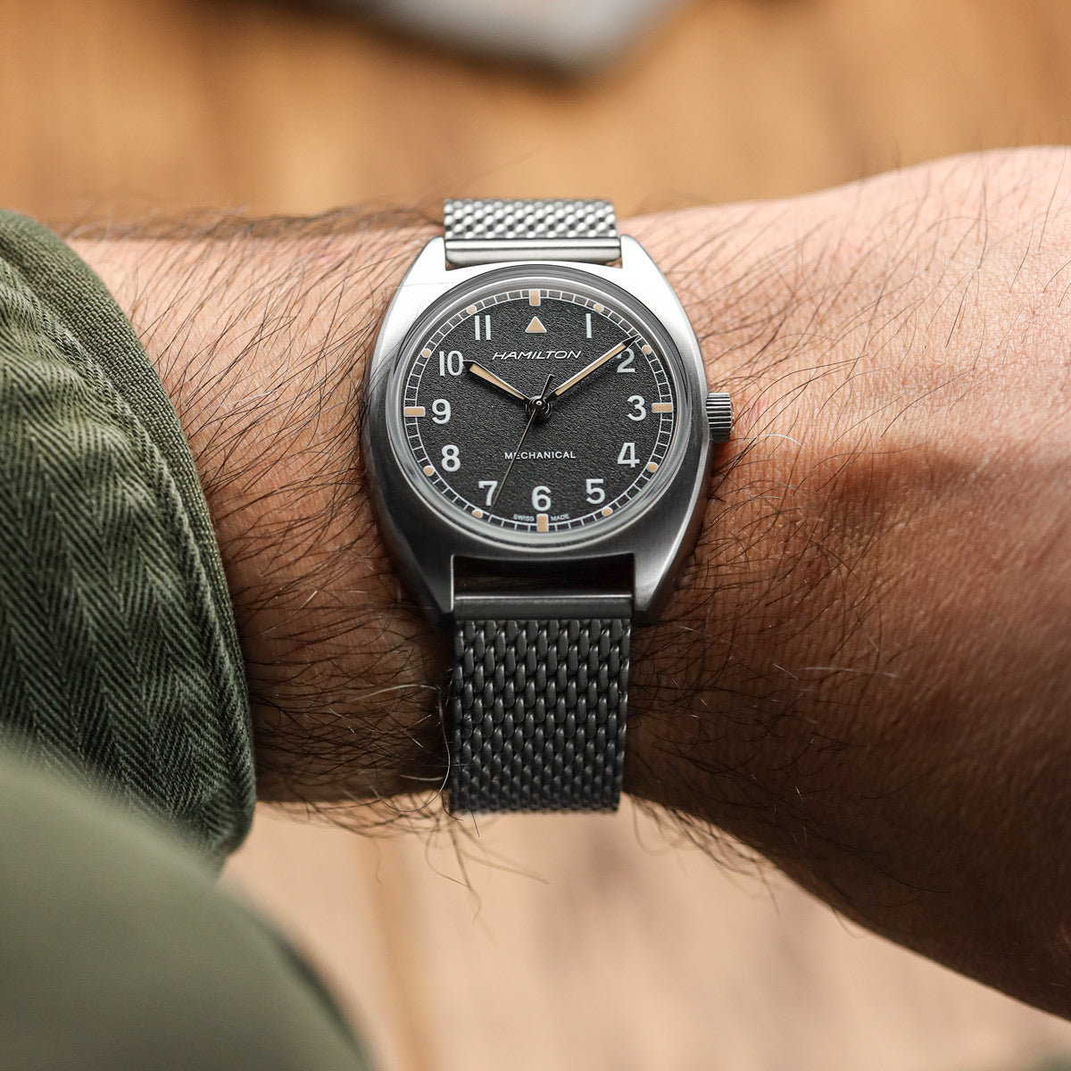 Classic Style Stainless Steel Milanese Mesh Watch Strap - Satin - New/Old Stock