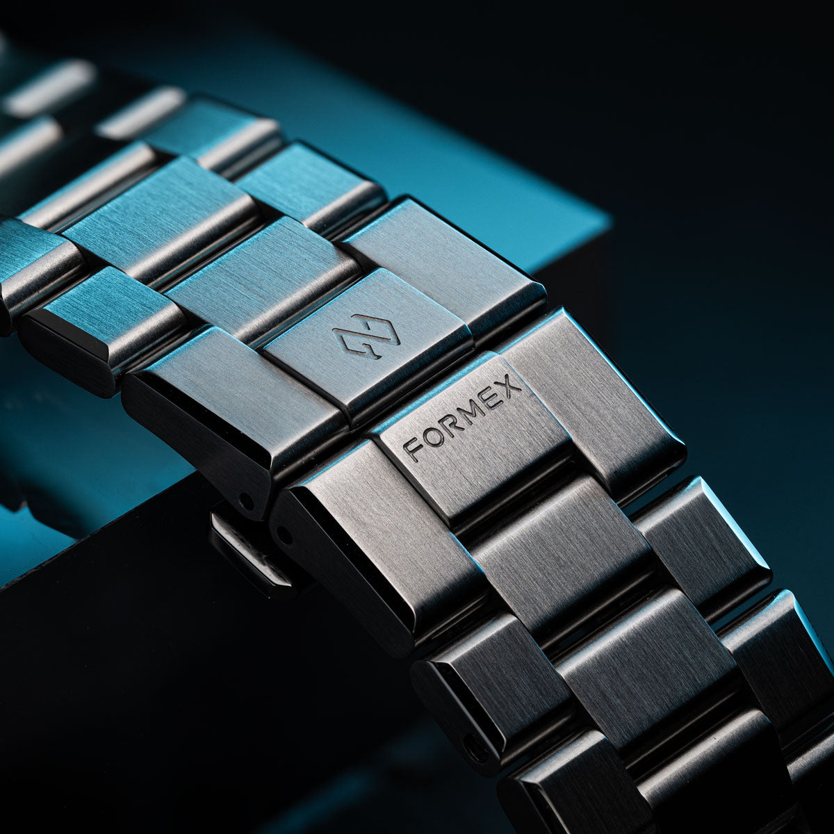 Formex ESSENCE FortyOne Automatic Chronometer Space Ghost 41 mm