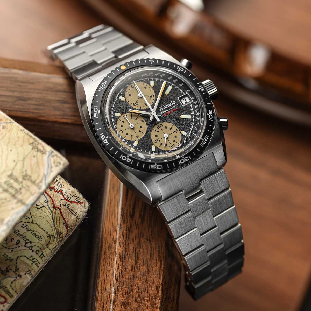 ゼブラ柄　acca Nivada Grenchen Autochron Mecaquartz - Bracelet | WatchGecko
