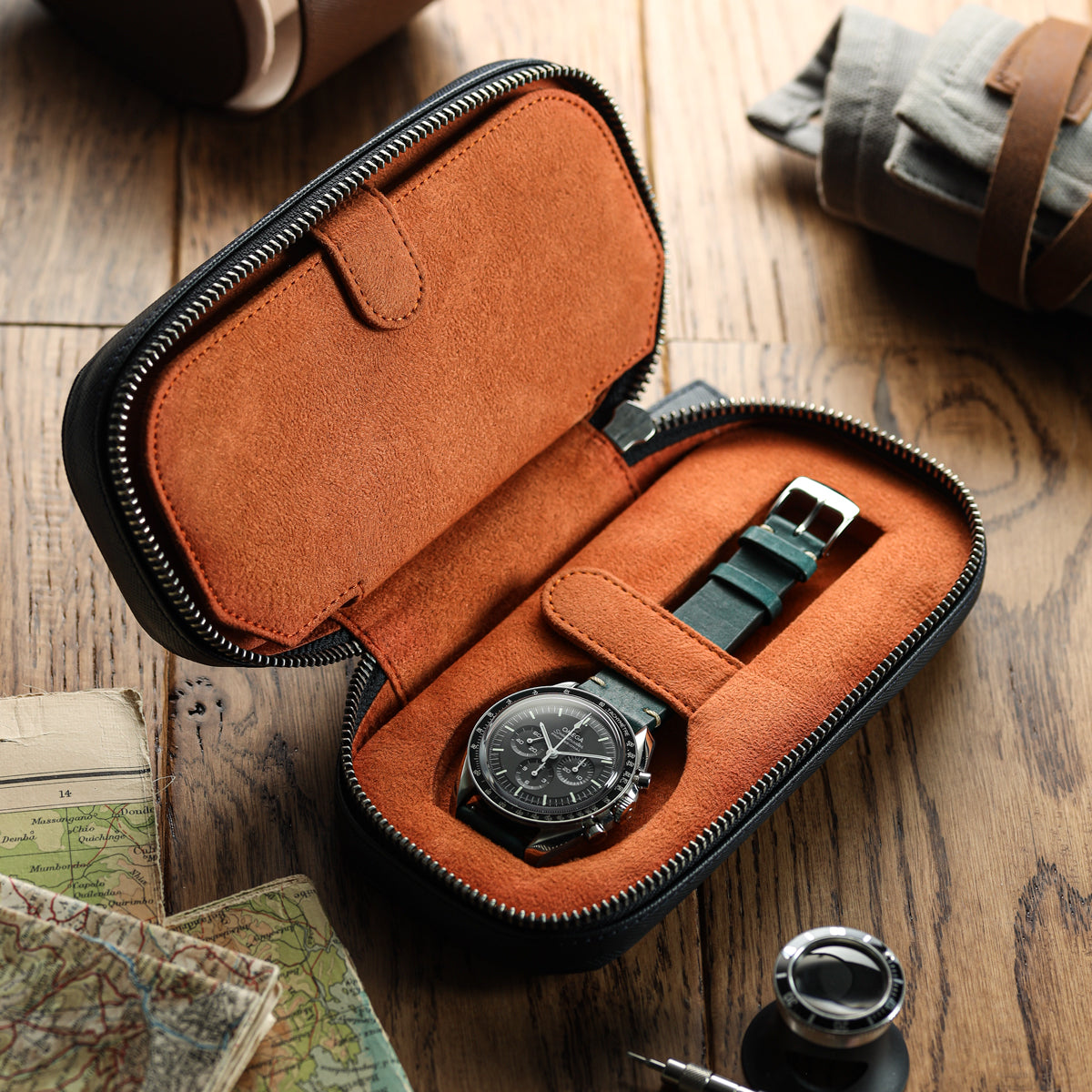 WatchGecko Dual Travel Watch Case - Green / Beige
