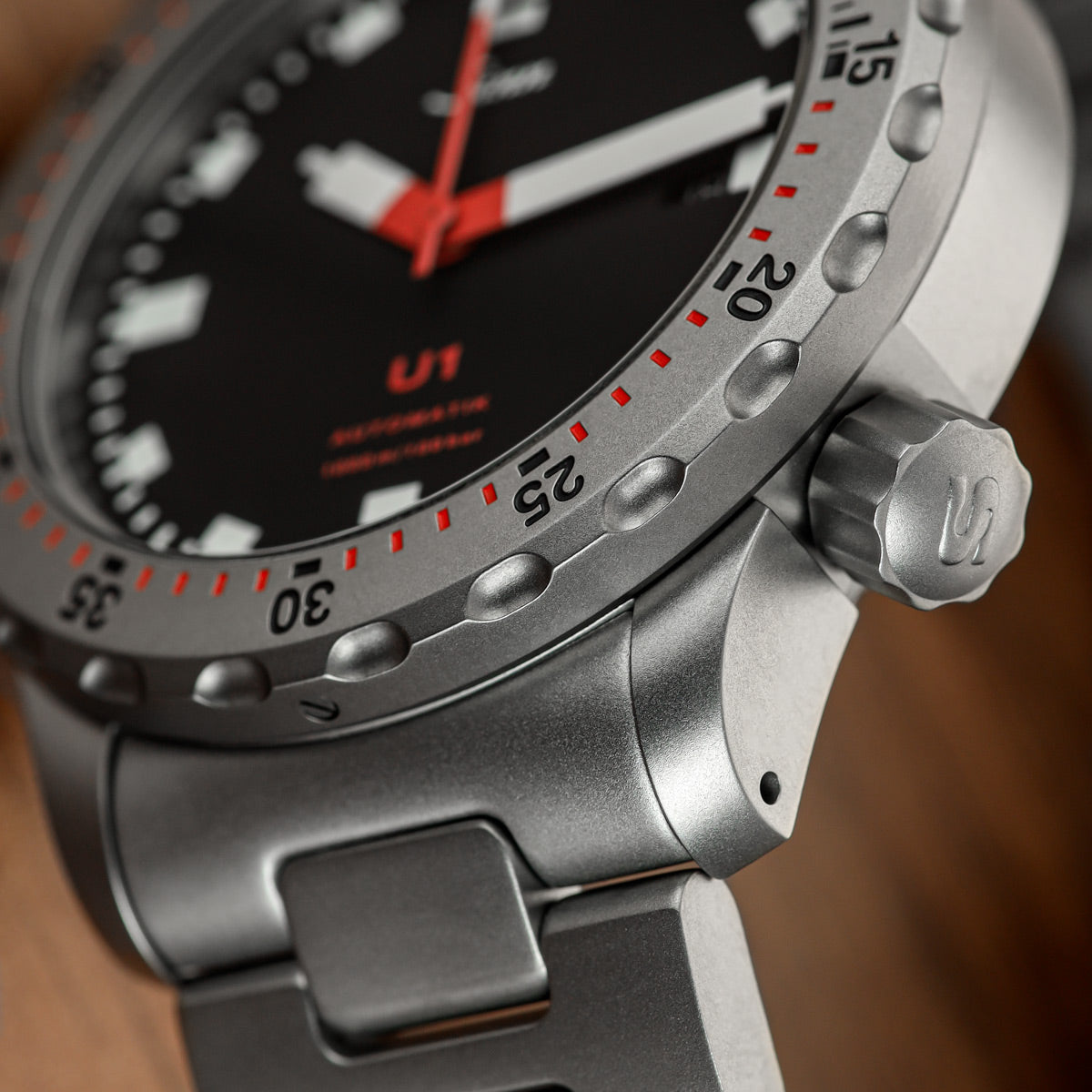 Sinn U1 Automatic Divers Watch - Black Dial - Solid Bracelet
