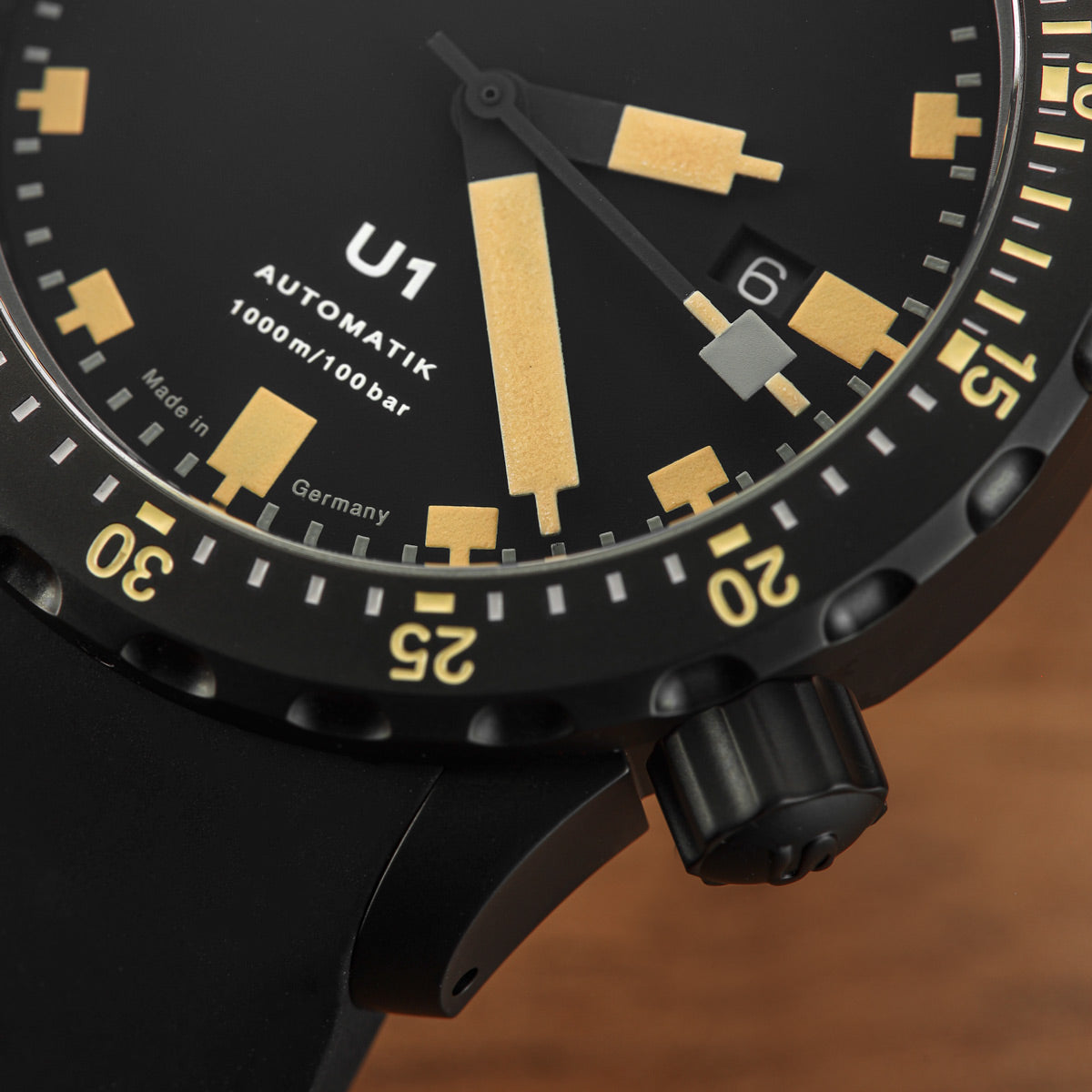 Sinn U1 S E Black Divers Watch - Black Dial - Silicone Strap