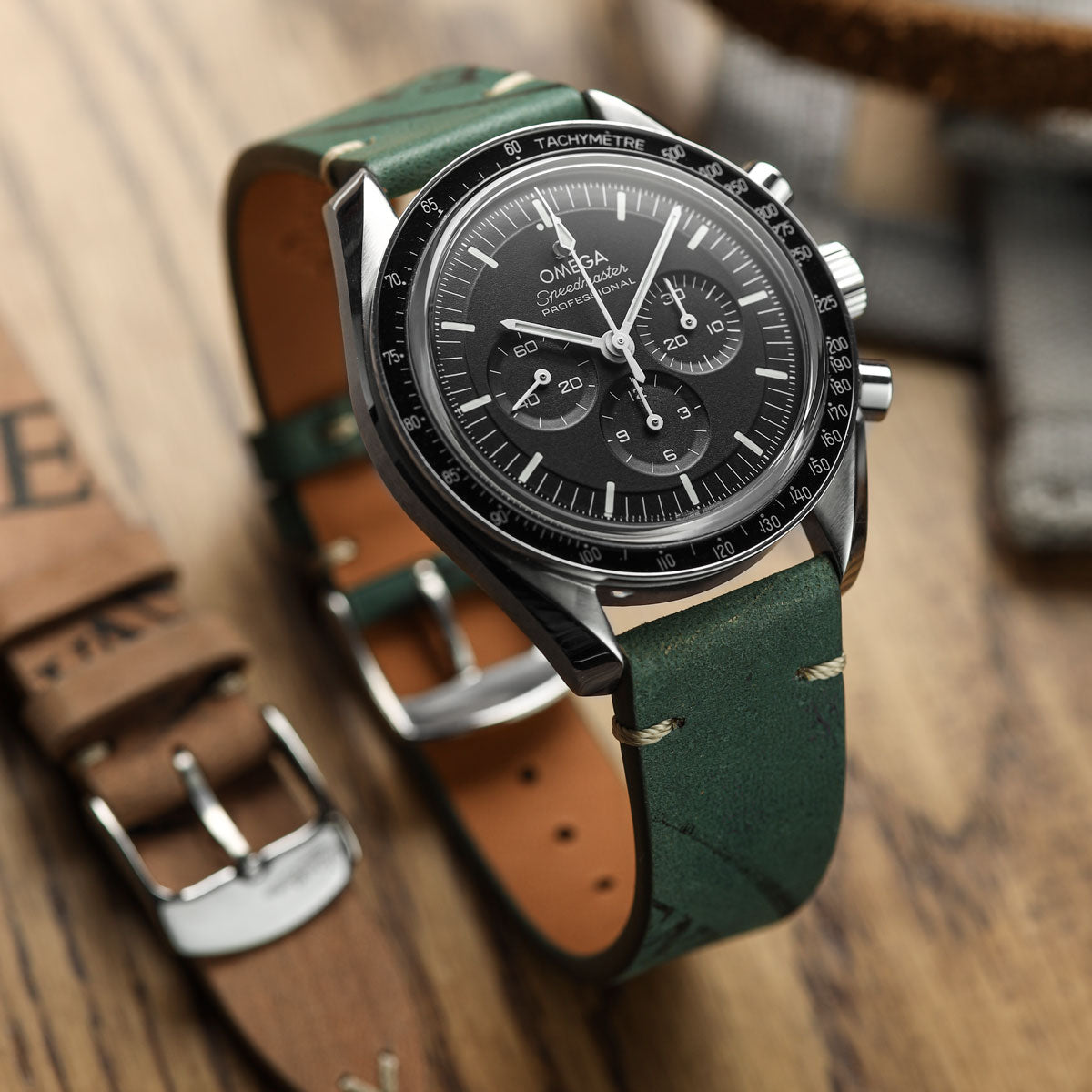 Inverted Watch Newham Inverted Horween Shell Cordovan Watch Strap - Hunter Green ...