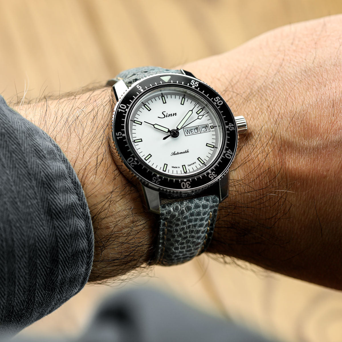 WatchGecko Adassa Classic Caviar Leather Watch Strap - Truffle