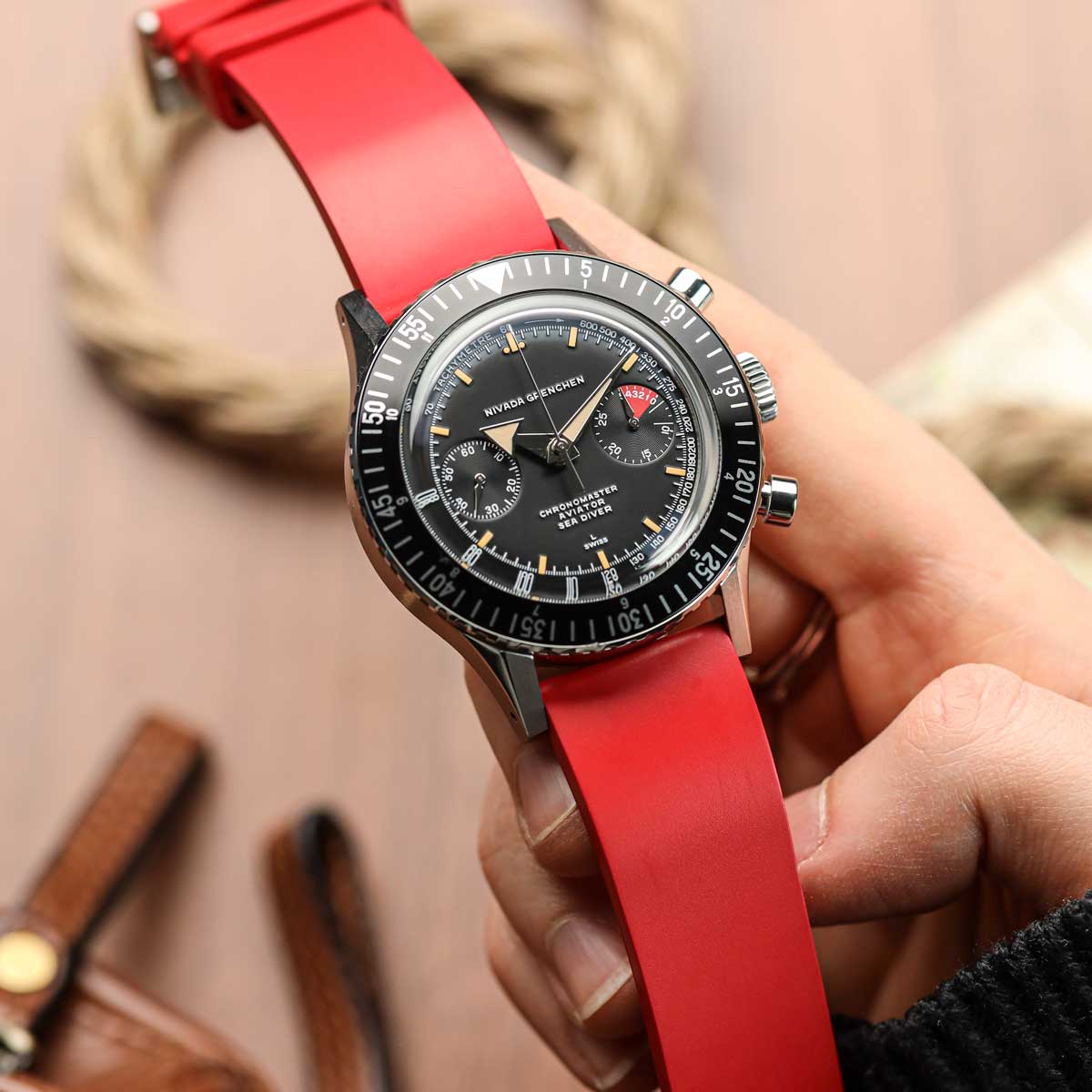 WatchGecko Sennen Quick-Release FKM Rubber Watch Strap - Red