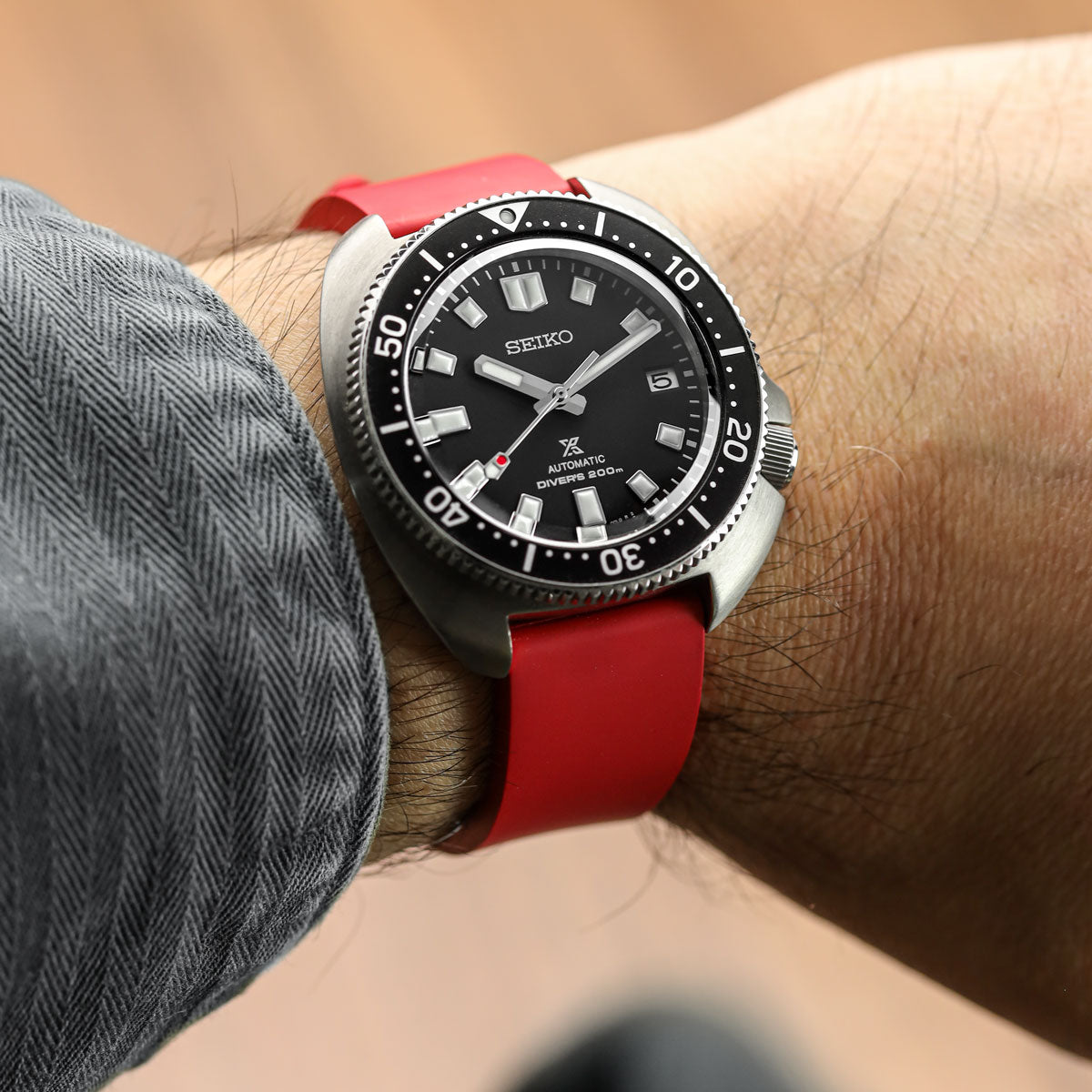 WatchGecko Sennen Quick-Release FKM Rubber Watch Strap - Red