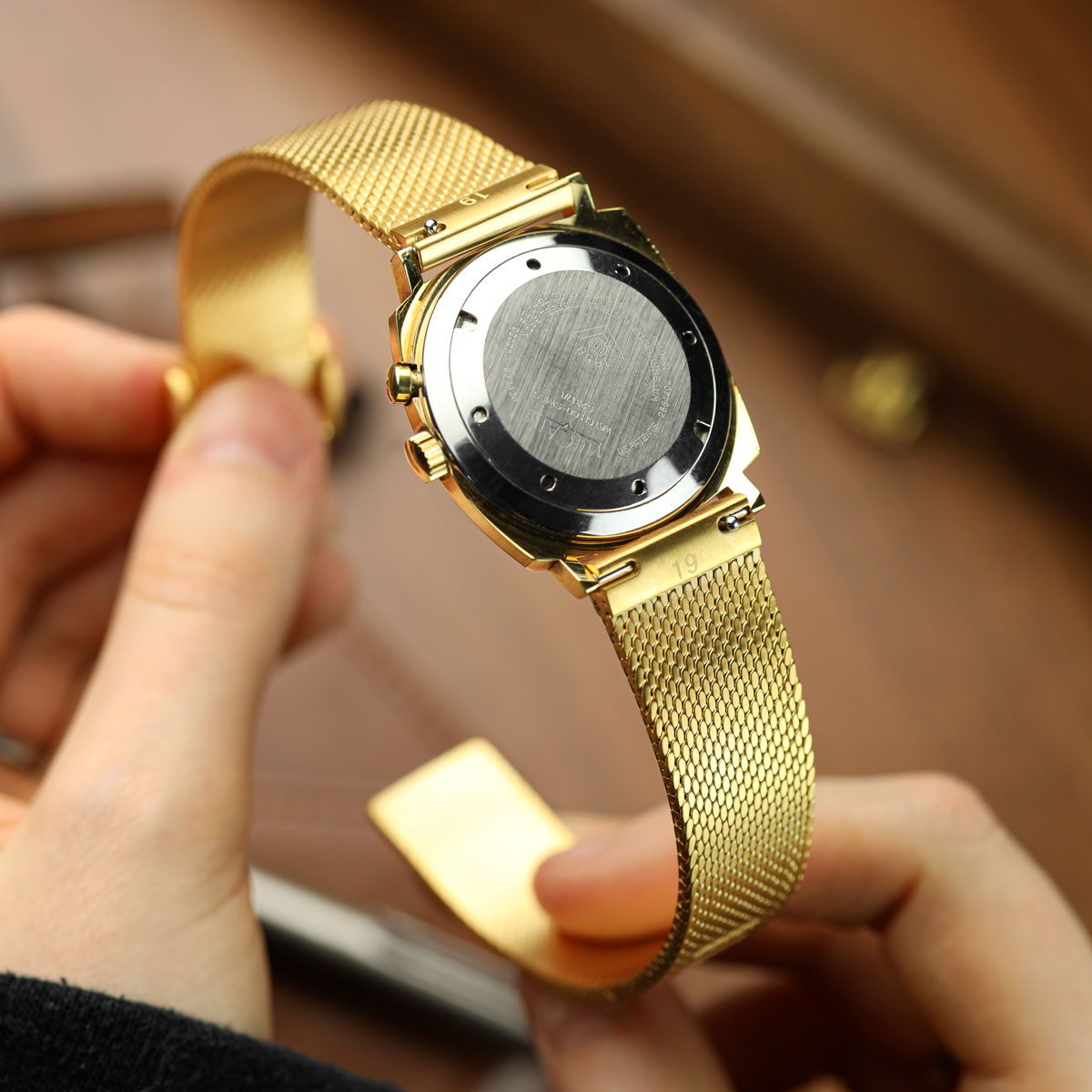 NEW Calibre 1960 Mesh Watch Strap - PVD Gold